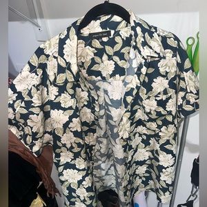 WOMENS BUTTON UP TROPICAL SHIRT SIZE LARGE